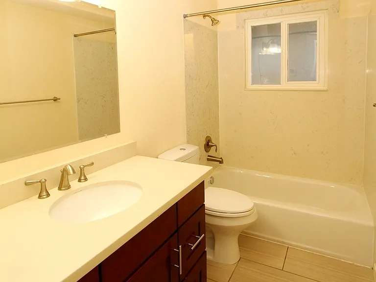 2501 Thorndyke Ave W #303 — Photo 19