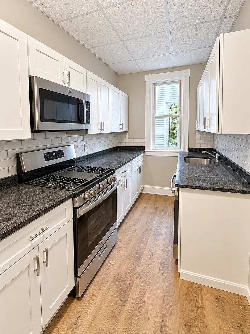 311 Rimmon St — Photo 1