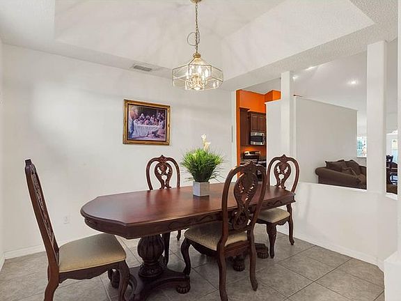 4th image of 7061 Coral Cove Dr