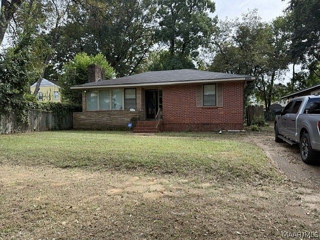 1st image of 2146 Winona Ave