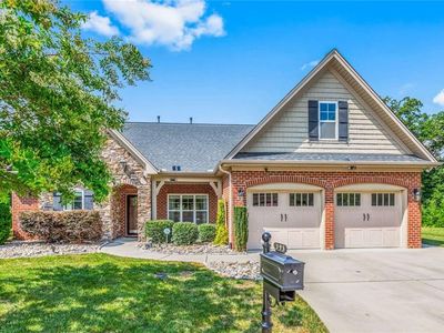 353 Saint James Dr, Winston Salem, NC, 27107