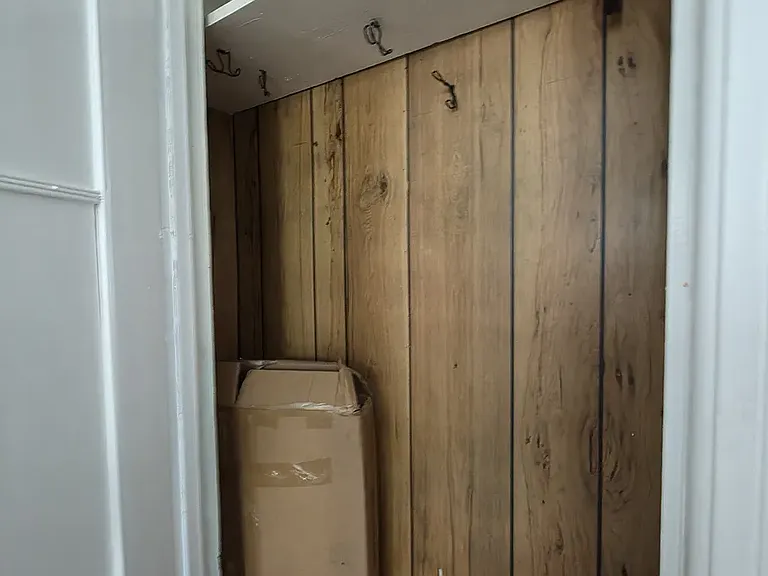 96 Brown Pl #A — Photo 38