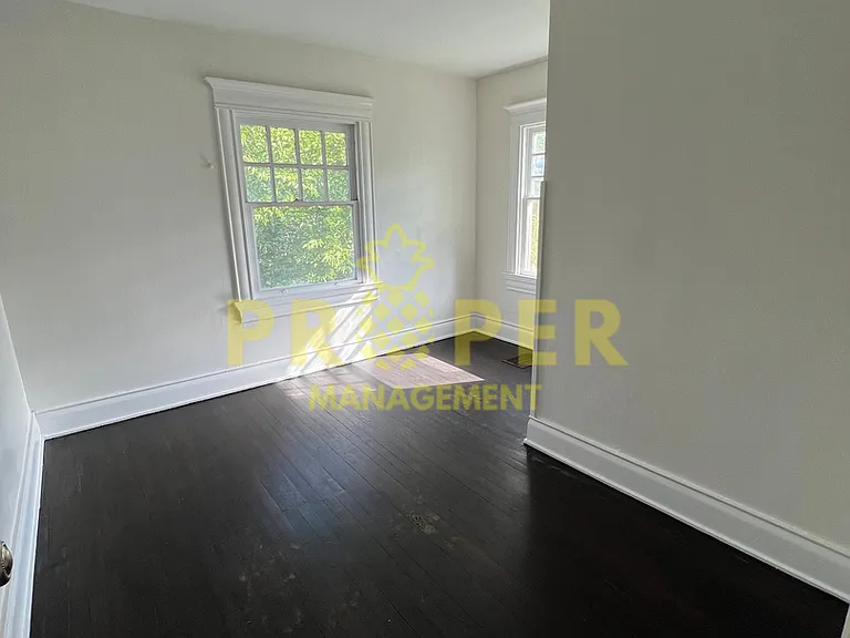 932 Harvard Blvd — Photo 9