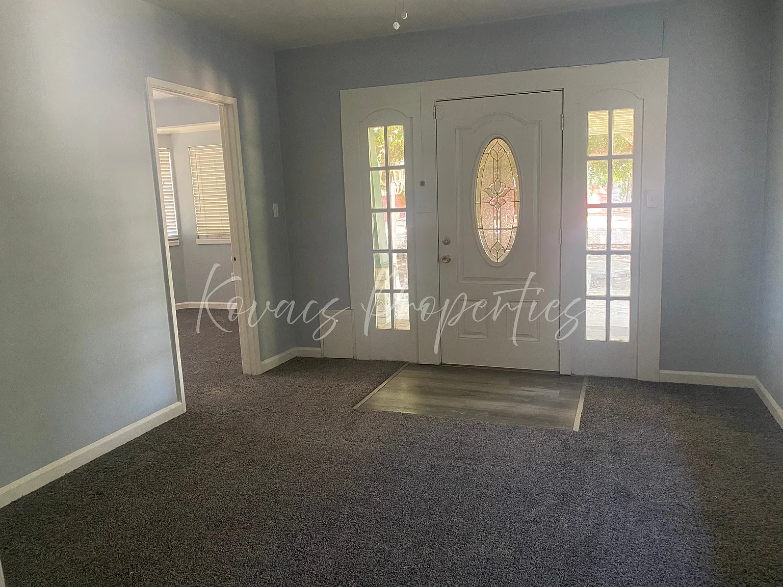 1036 N Rosemore Ave — Photo 2