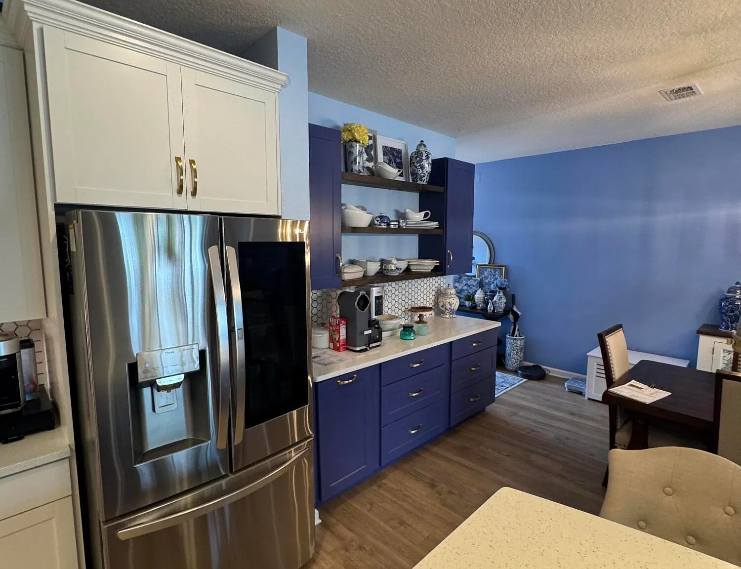 3 bed, 2.5 bath, 1994 sqft, $2,800 — Photo 3