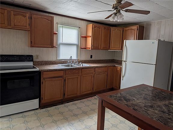 4th image of 23 Jamison St