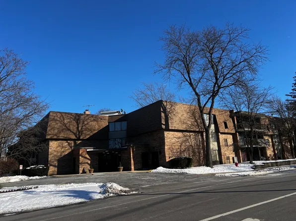 907 S Williams St APT 202, Westmont, IL 60559