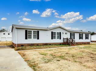 1421 Lambs Grove Rd, Elizabeth City, NC 27909