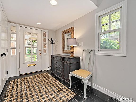 5th image of 1414 W Wrightwood Ave #A