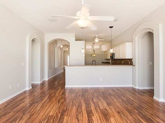 3rd image of 1134 Big Creek Dr