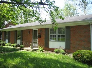 3471 Lansdowne Dr, Lexington, KY 40517