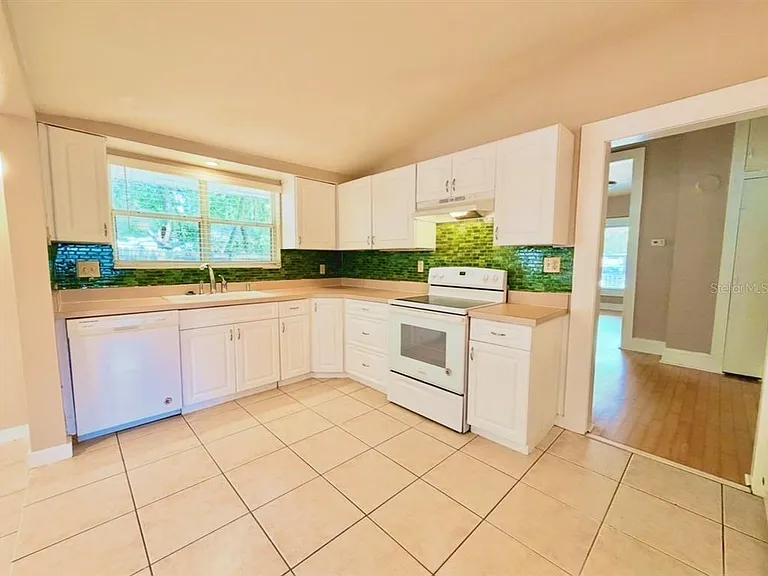 109 E Winter Park St — Photo 16