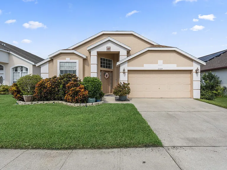 12364 Arlington Park Ln — Photo 5