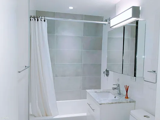 Rented by Citi Habitats | media 17