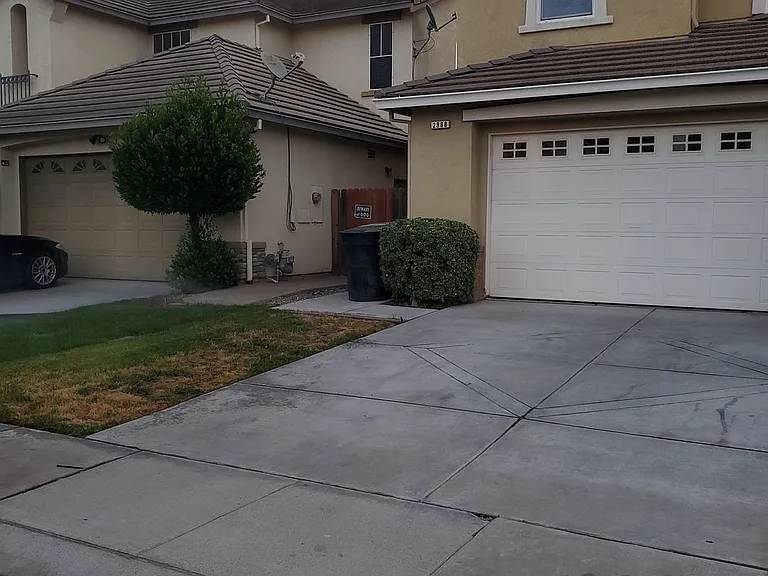 2988 Essie Pl — Photo 2