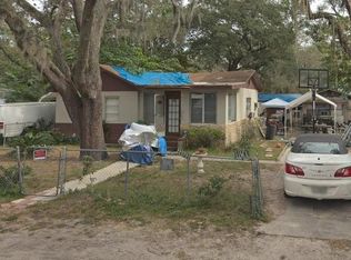 8105 N Marks St, Tampa, FL 33604