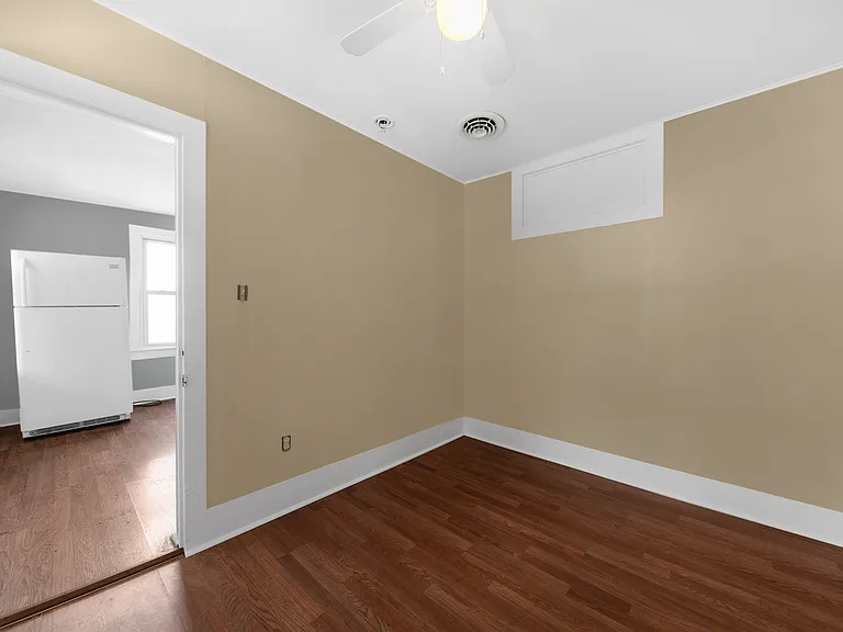 34-36 Malta Ave #2 — Photo 8