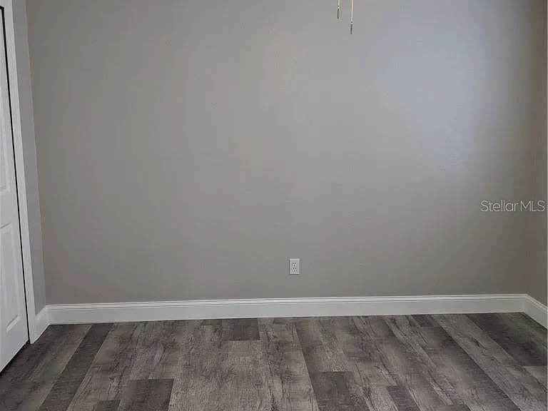 1512 E Harding St — Photo 12