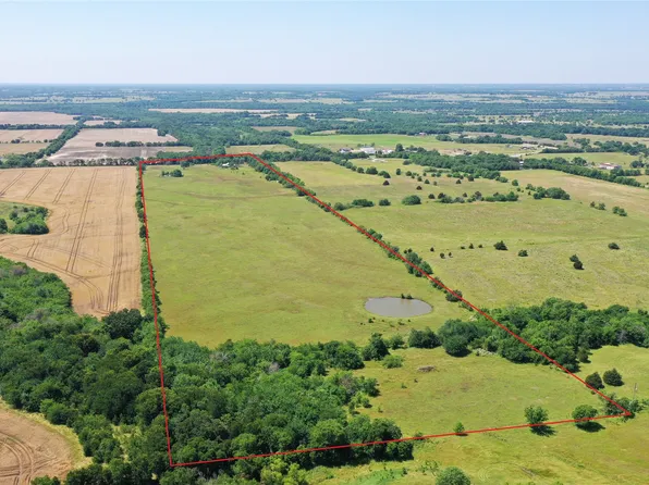 2516 County Road 1017, Wolfe City, TX 75496