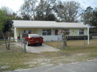 608 NE 4th Ave, Trenton, FL 32693