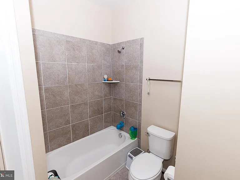9203 Rice Ave — Photo 35
