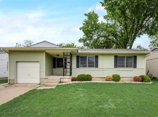 2319 Dennis St, Irving, TX 75062