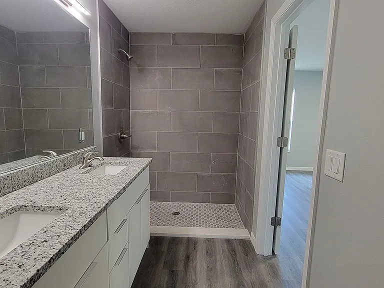7062 N Regent Ter — Photo 12