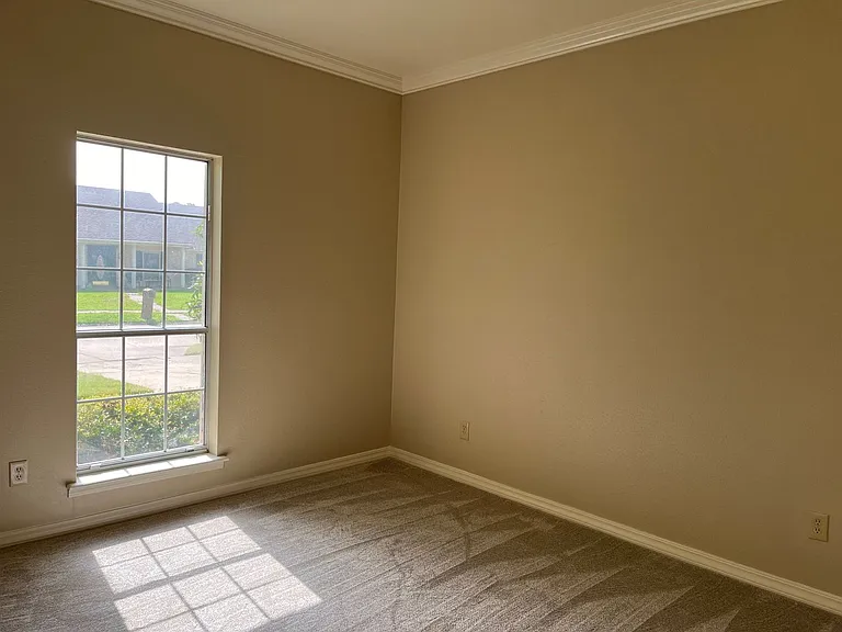 500 S Dresden Ct — Photo 14