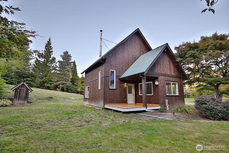 2nd image of 32815 138th street SE