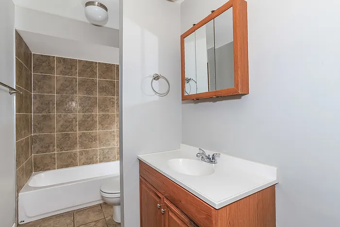 1701 Collinspark Ct — Photo 9