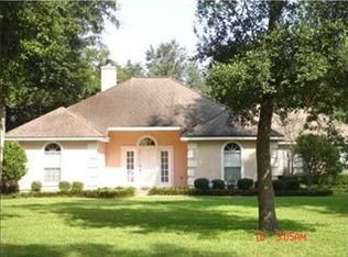 711 Edgelake Rd, Slidell, LA 70458