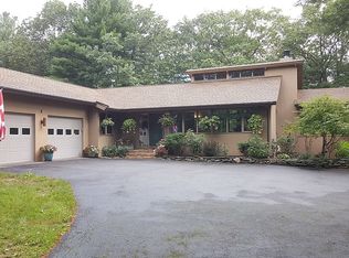 2461 W State Rd, Ashby, MA 01431