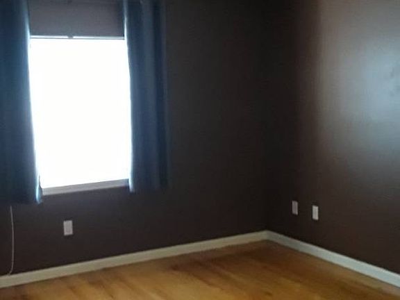 3rd image of 431 Amber St #3