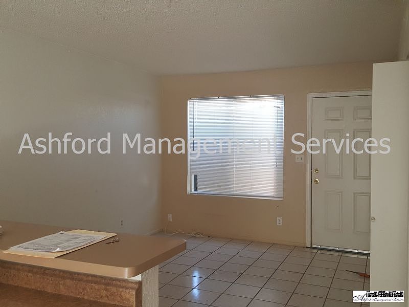 2nd image of 2426 E Waltann Ln APT 3