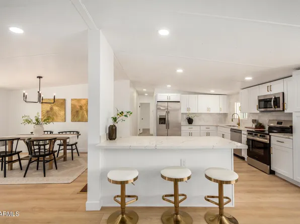 10733 W SACK Drive, Peoria, AZ 85373