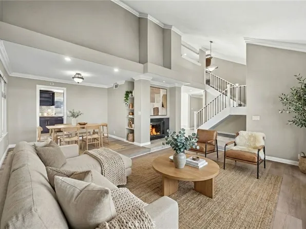 9552 Bay Meadow Dr, Huntington Beach, CA 92646