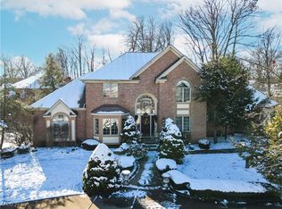 3700 Tamarisk Dr, Akron, OH