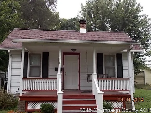 210 W Stanage Ave photo 1