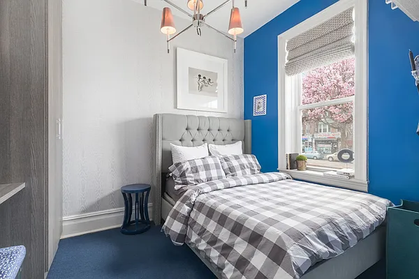 Sold by Compass | media 12