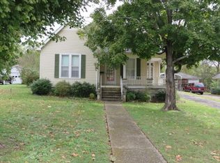 507 Lee Ave, Fayetteville, TN 37334