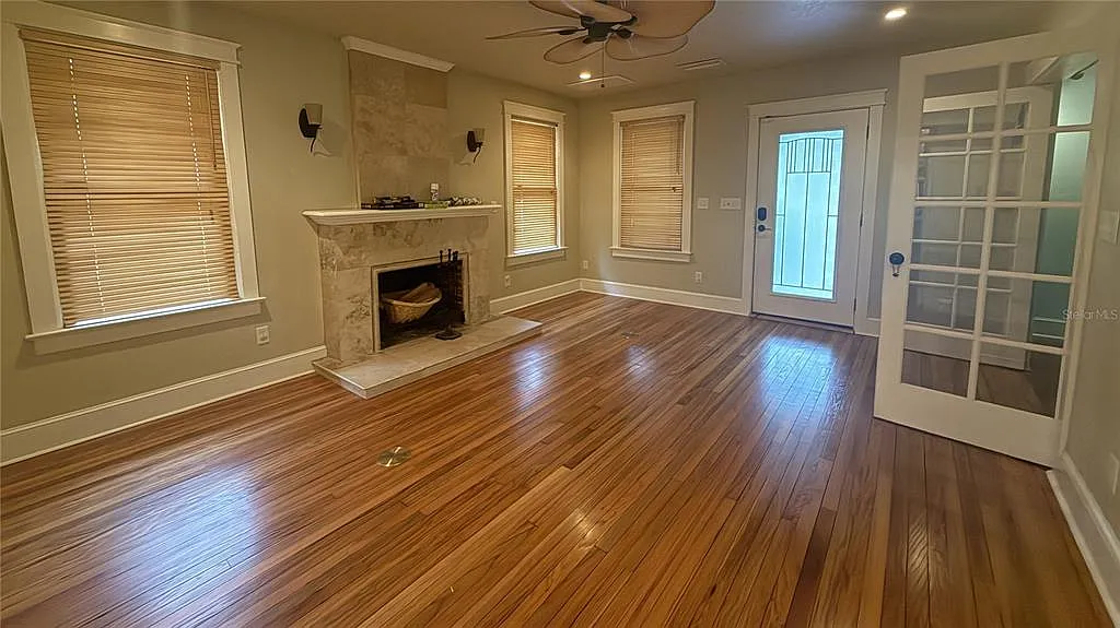2 bed, 2.0 bath, 1476 sqft, $2,795 — Photo 4