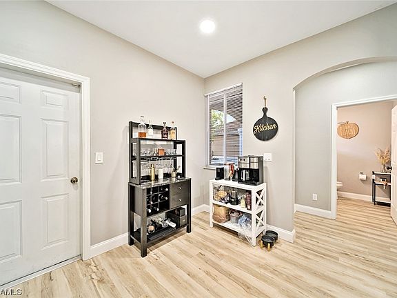 3rd image of 3295 Antica St