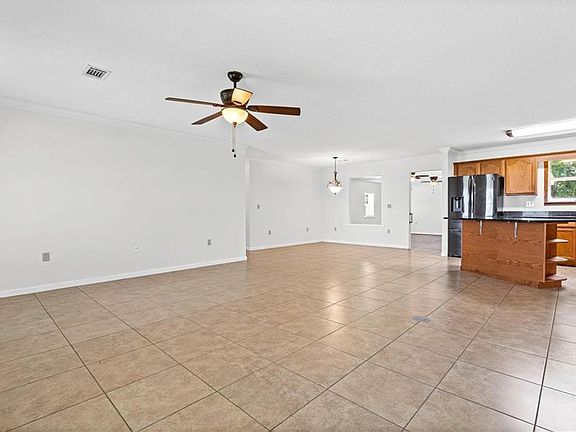 4th image of 13124 Peyton Pl