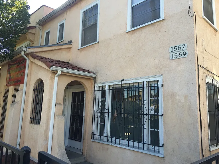 1561-1569 N Serrano Ave — Photo 18