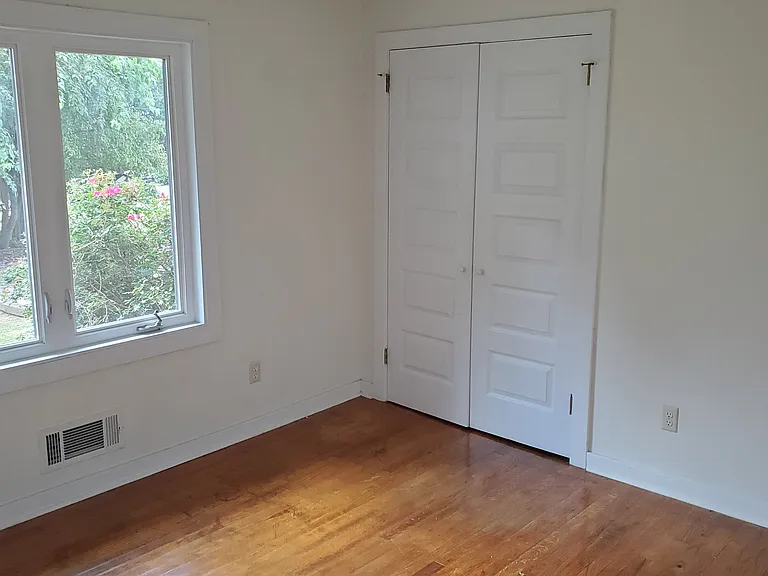 2540 Lake Wheeler Rd — Photo 23