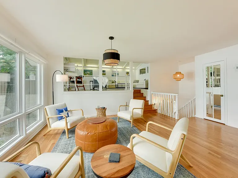 33460 N Lakeview Ct — Photo 9