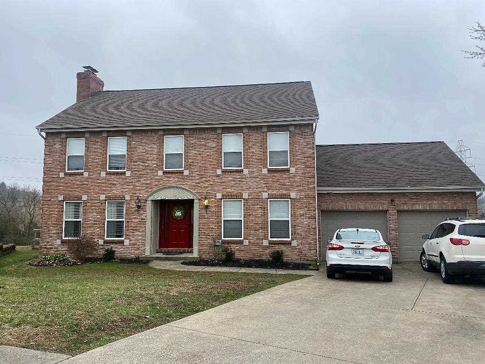 1st image of 141 Carriage Park Dr