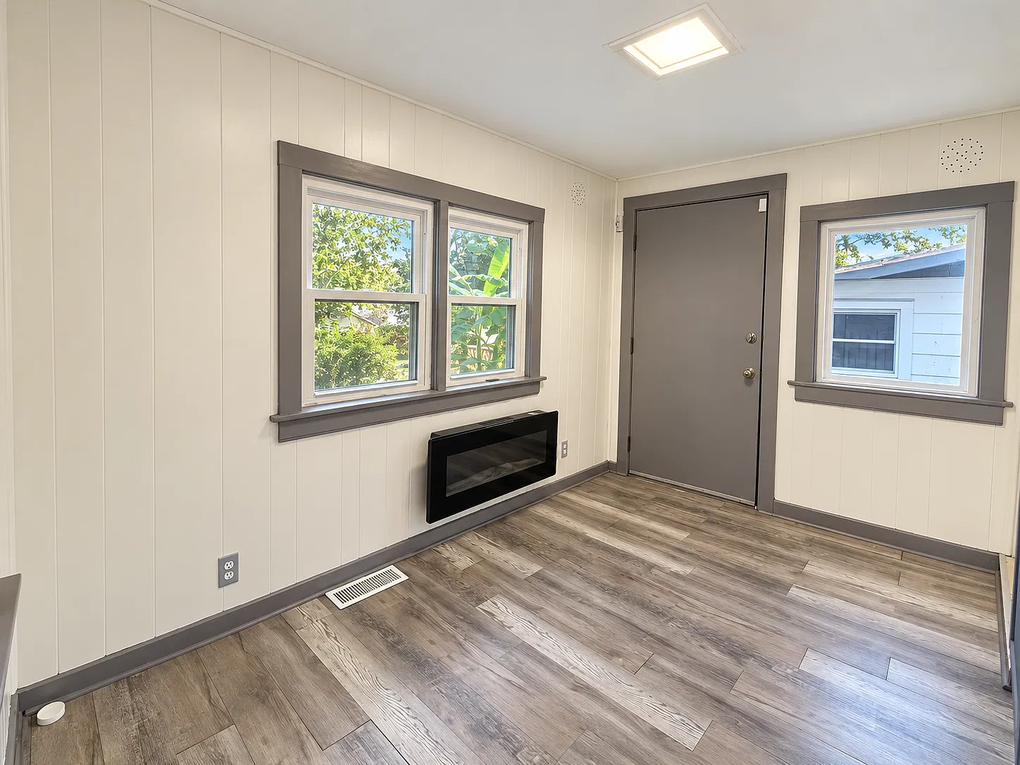 2 bed, 1015 sqft, $1,695 — Photo 4