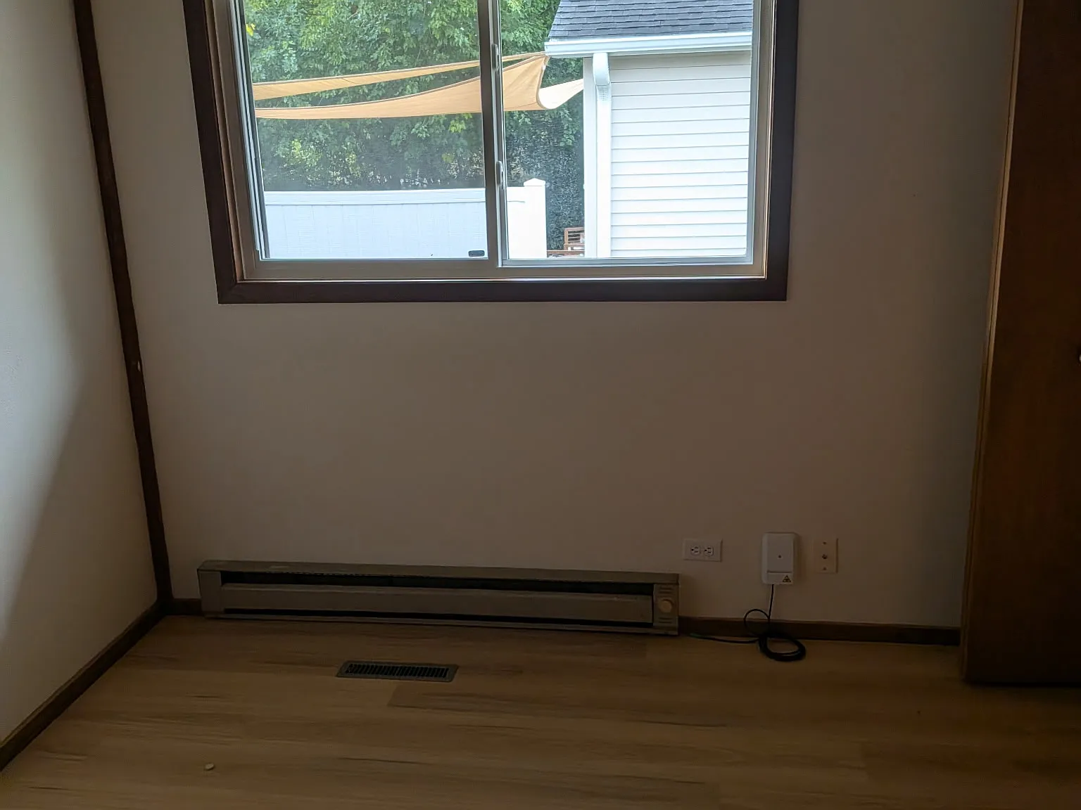 2 bed, 1000 sqft, $925 — Photo 2