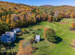 3043 Miller Pond Rd, Thetford Center, VT 05075